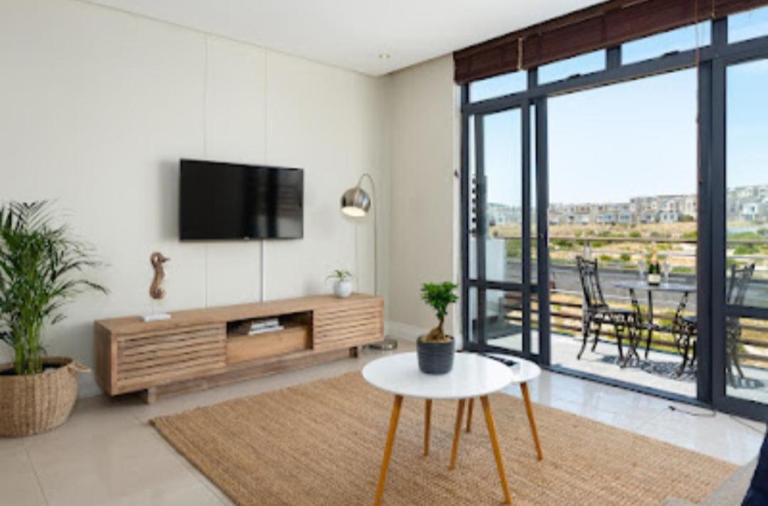 Apartment 229 Eden On The Bay *